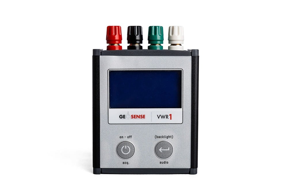 Vibrating wire readout type VWR-1