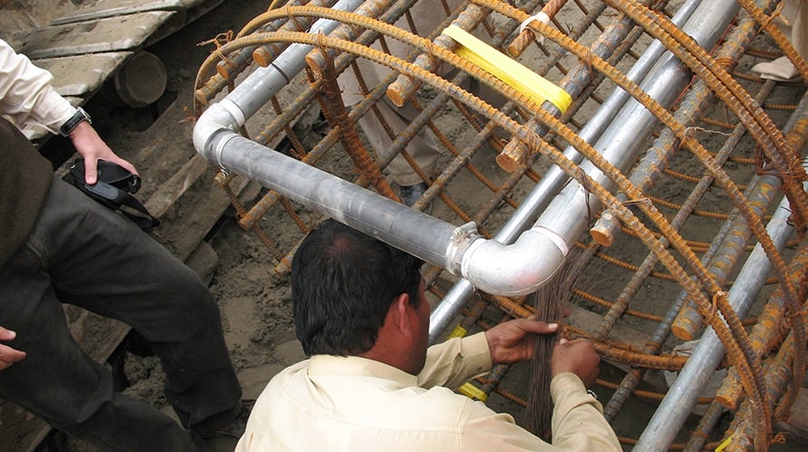 Fixing sensors into steel pile cage