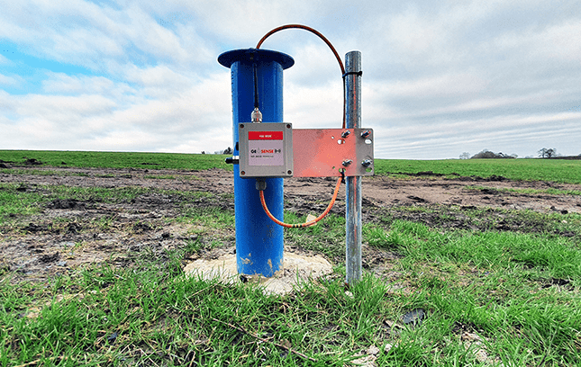 WI-SOS 480 single channel Node for VW piezometer and borehole cover in field